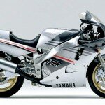 Обзор Yamaha FZR 1000